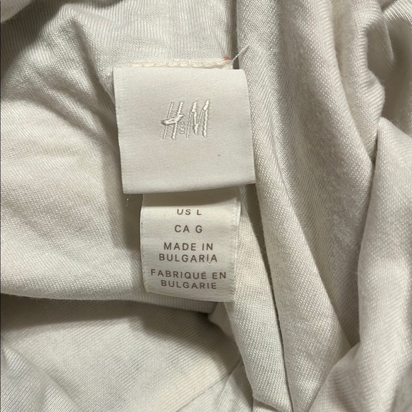 H&M White Sleeveless Vacation Bodysuit with Green Tropical Leaf Print - Picture 2 of 6